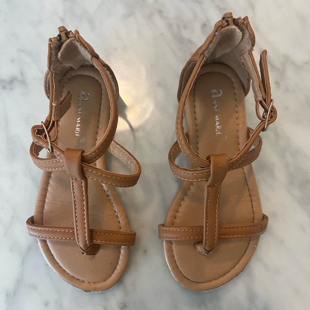 Toddler sandals size 10